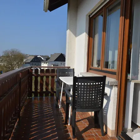 Апартаменты Spacious In Schauren Mosel Near Forest Schauren (Cochem-Zell)