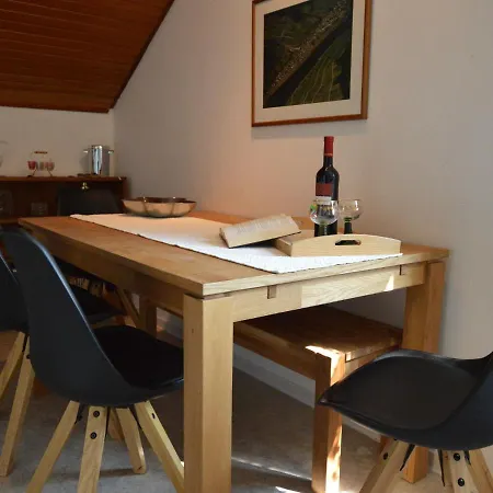 Апартаменты Spacious In Schauren Mosel Near Forest