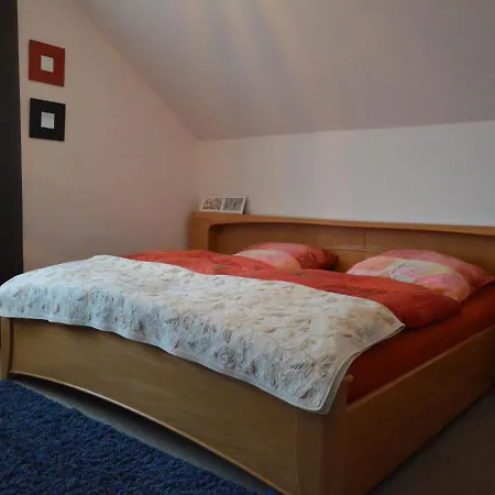 Spacious In Schauren Mosel Near Forest * Schauren (Cochem-Zell)